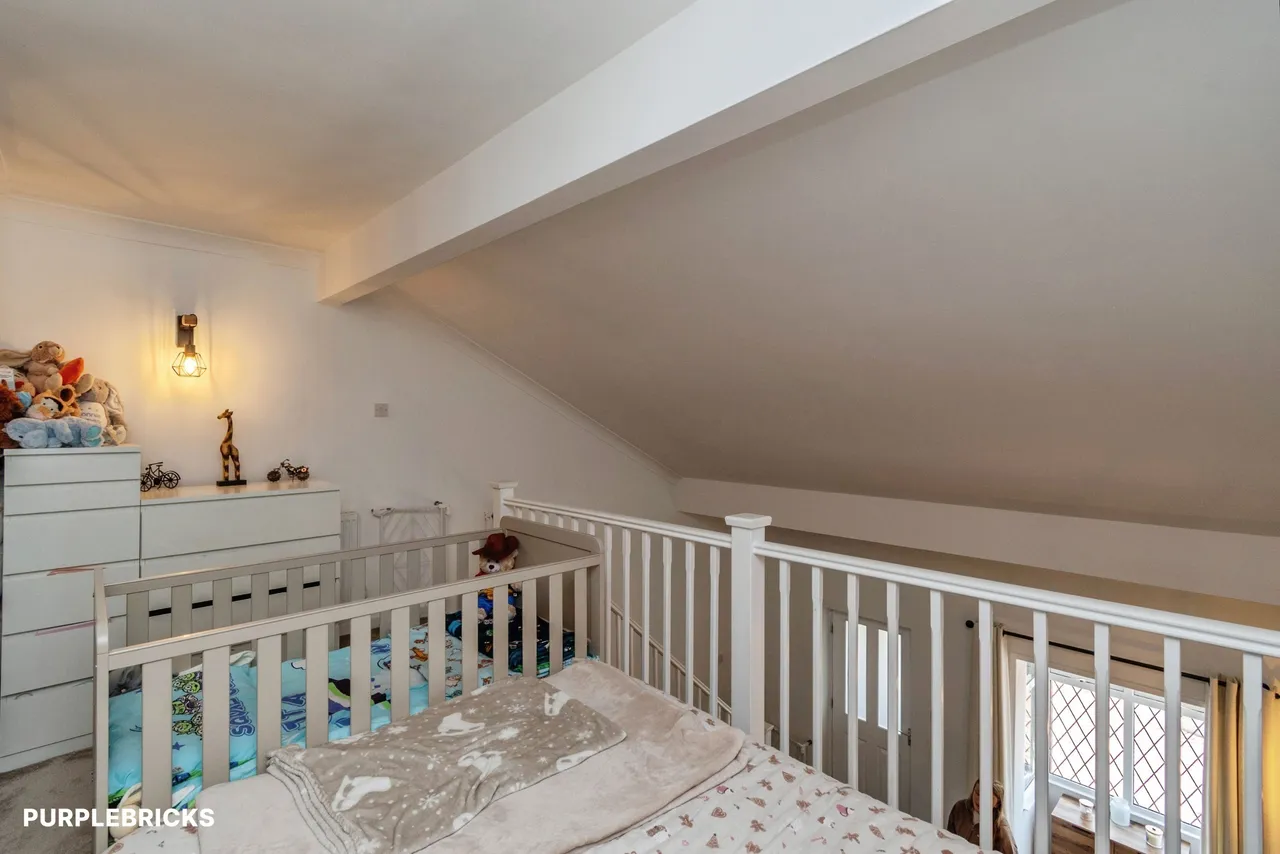 Caister Drive, Willenhall, WV13, photo 9