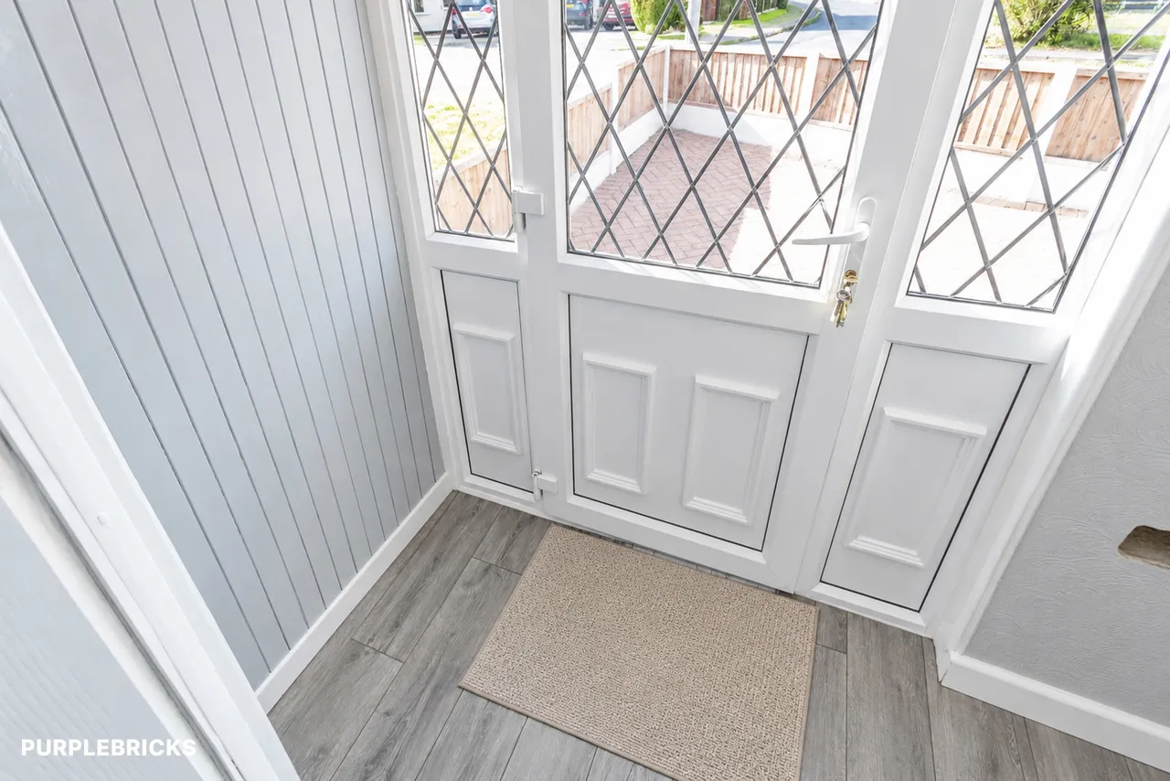 Caister Drive, Willenhall, WV13, photo 4
