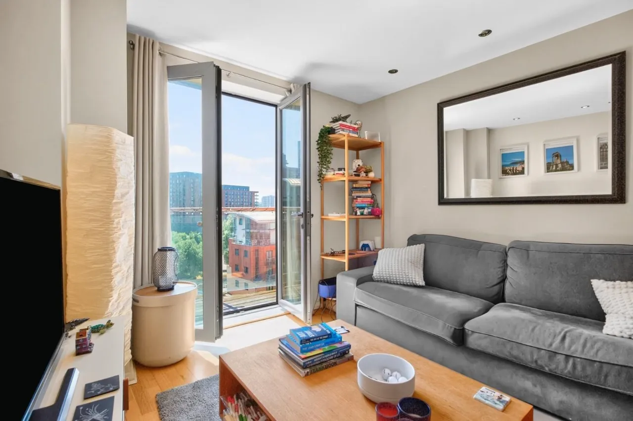 Gotts Road, Leeds, LS12, photo 2