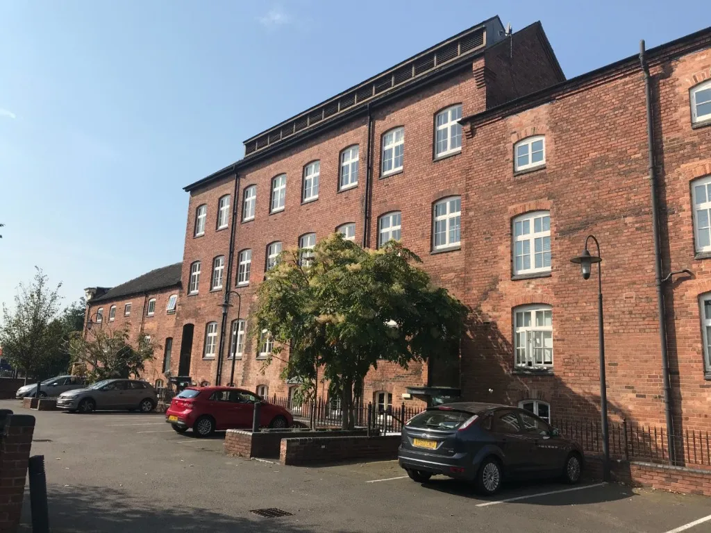 2 bed flat for sale — 167-169 Horninglow Street, Burton Upon Trent, DE14