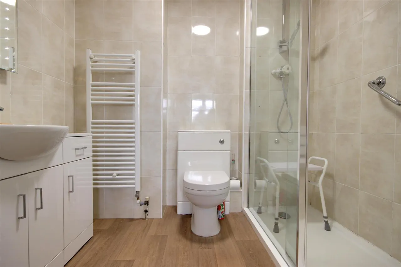 Tudor Court, Willerby, photo 11