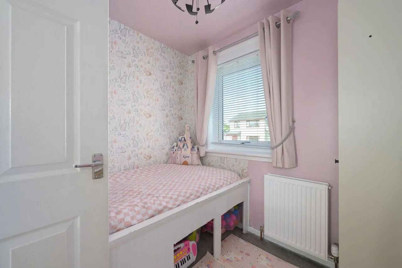 Innerpeffray Drive, Carron, FK2, photo 14
