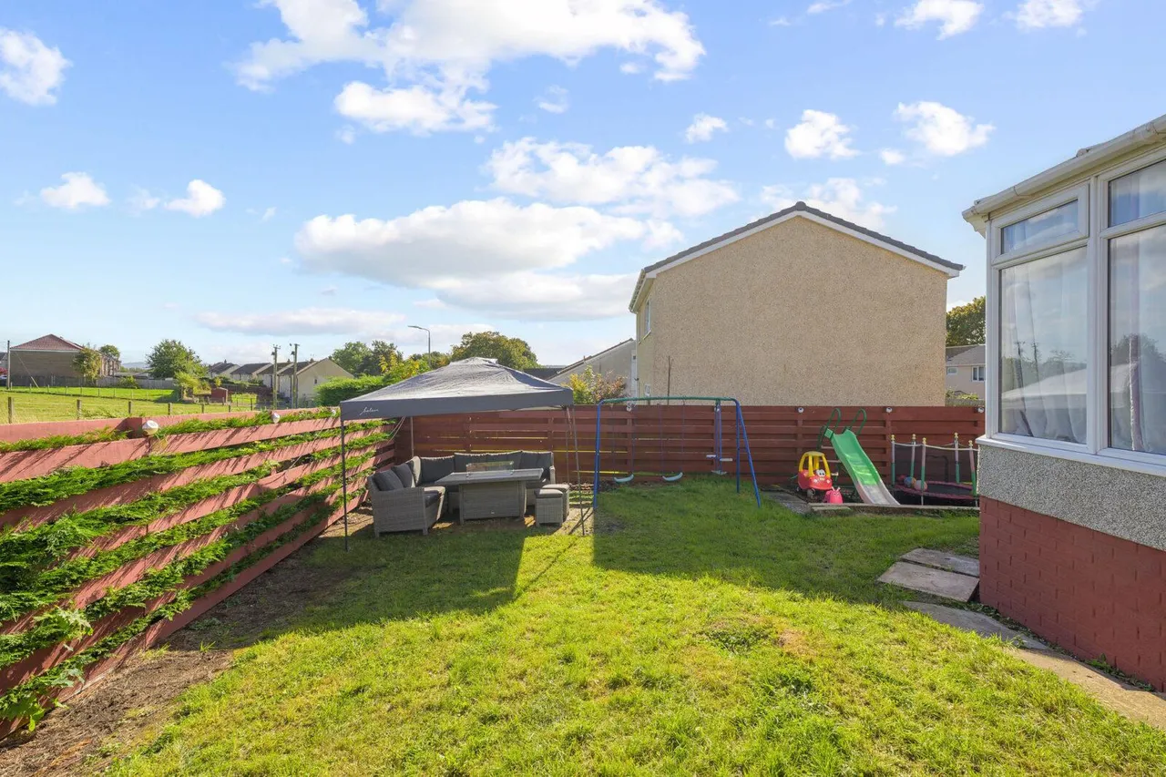 Innerpeffray Drive, Carron, FK2, photo 21