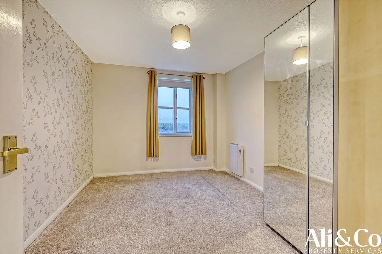 Timber Court, Grays, Essex, RM17 6PW, photo 8