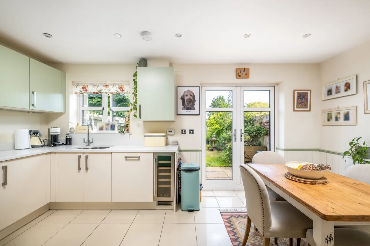 Dixons Wharf, Wilstone, Tring. HP23, photo 4