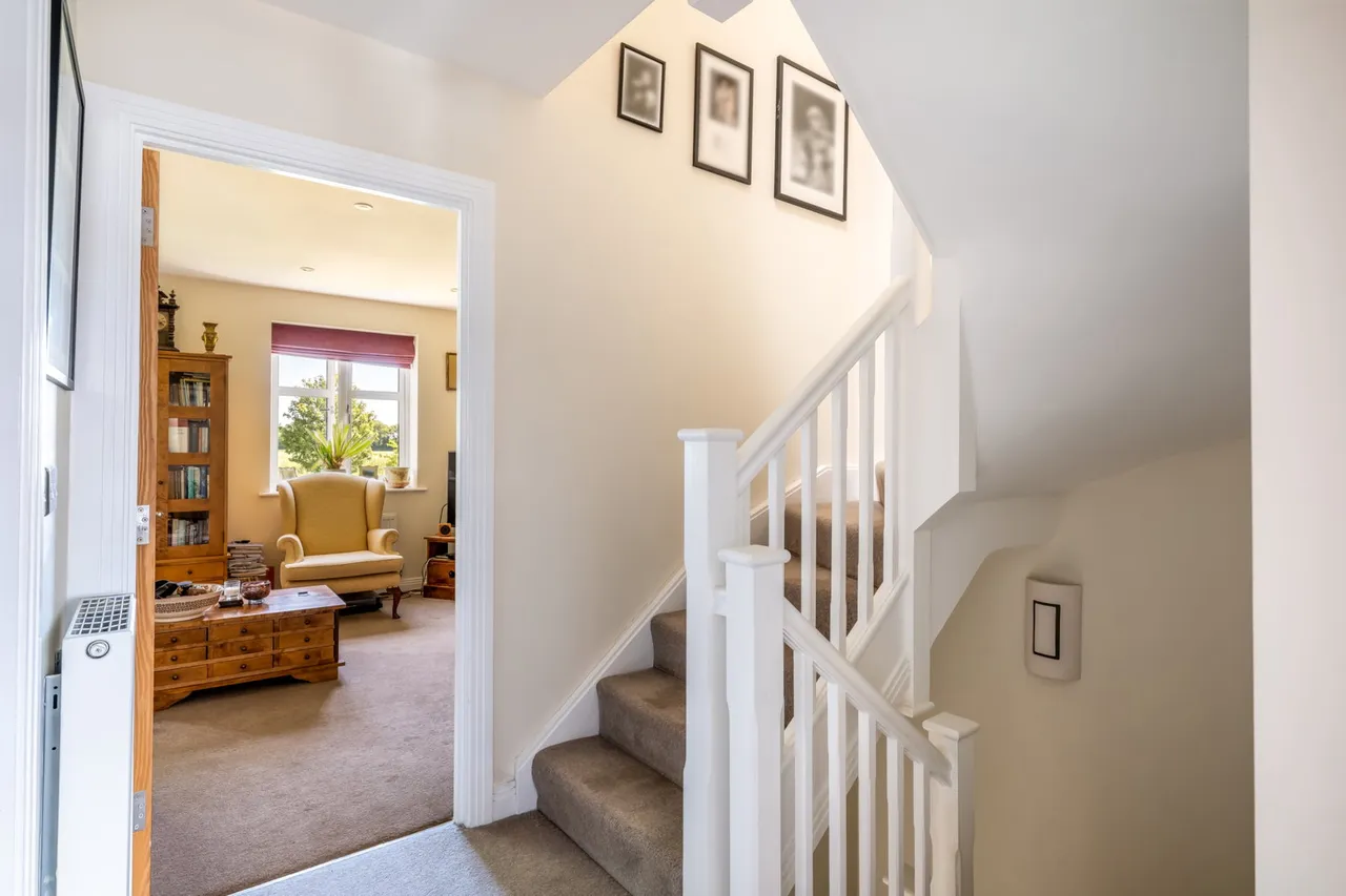 Dixons Wharf, Wilstone, Tring. HP23, photo 11