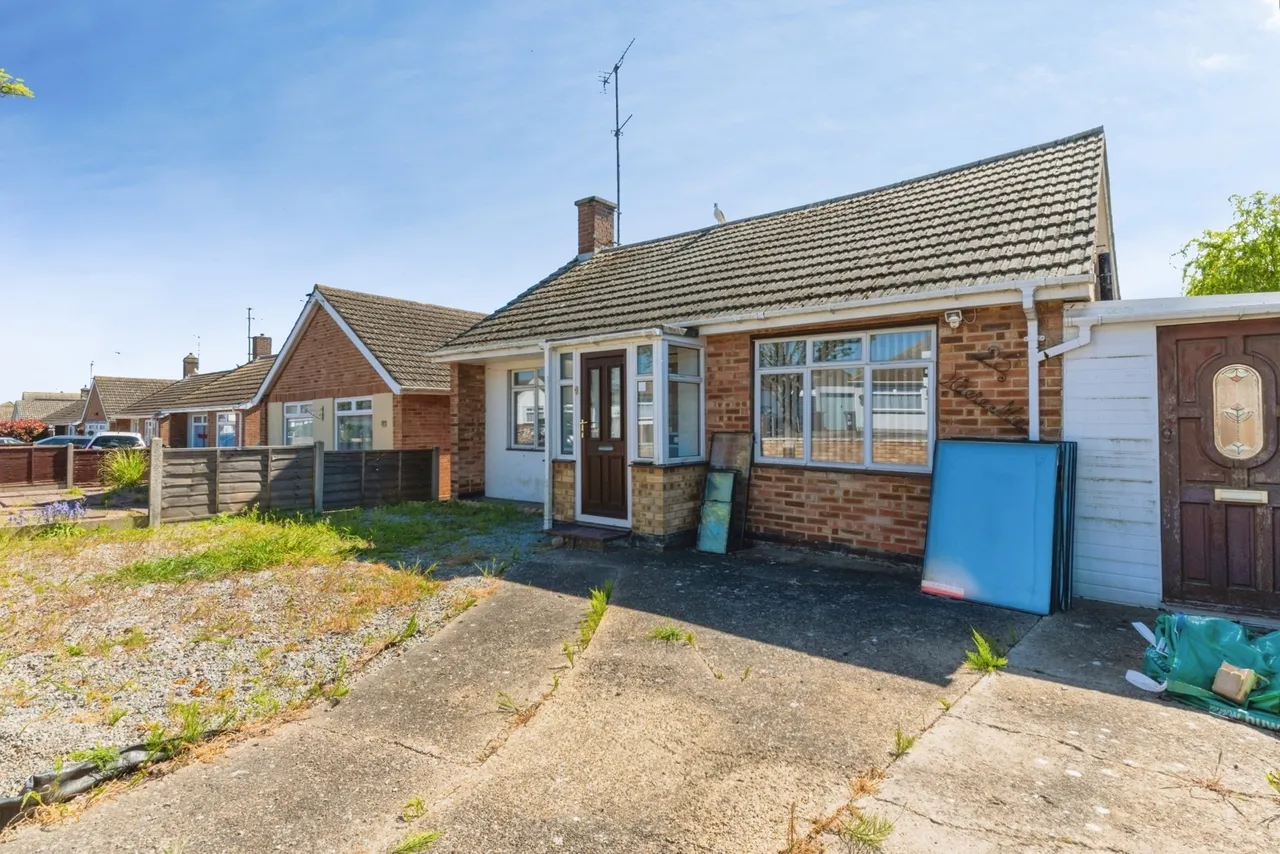 Alleyne Way, Jaywick, Clacton-on-Sea, Essex, CO15, photo 8