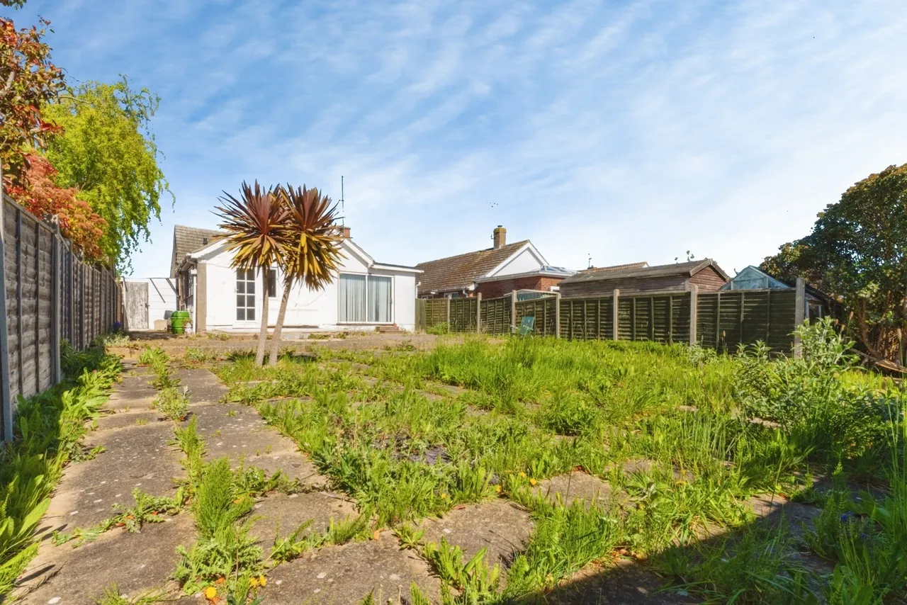 2 bed house for sale — Alleyne Way, Jaywick, Clacton-on-Sea, Essex, CO15