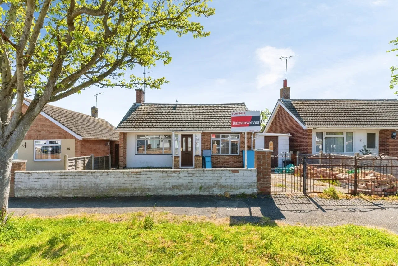 Alleyne Way, Jaywick, Clacton-on-Sea, Essex, CO15, photo 4