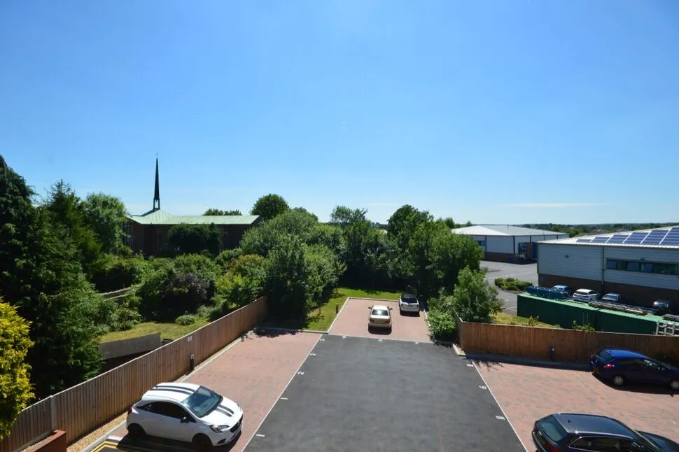 Weyhill Road, Andover, Hampshire, SP10, photo 5