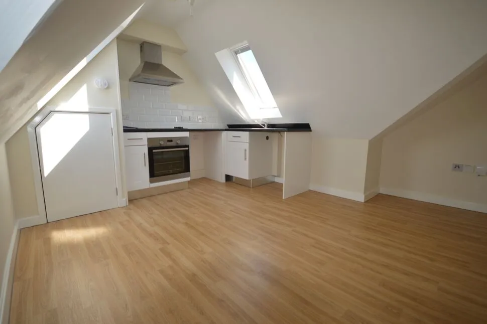 Weyhill Road, Andover, Hampshire, SP10, photo 3