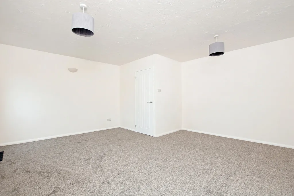 Lowdell Close, Yiewsley, UB7, photo 28