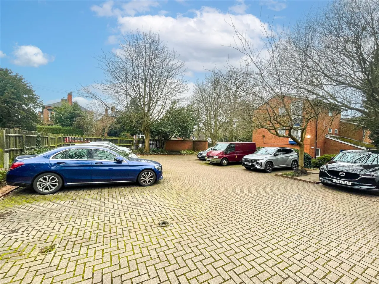 Knighton Road, Leicester, LE2, photo 12