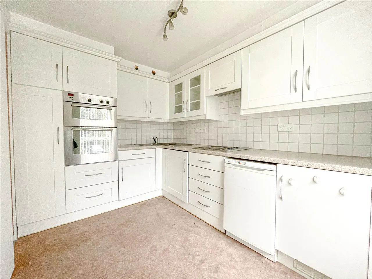 Knighton Road, Leicester, LE2, photo 2