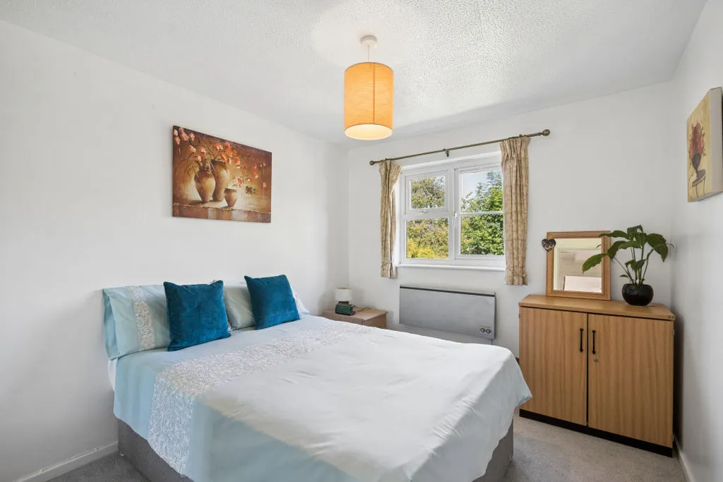 Bridgestone Drive, Bourne End SL8 5XG, photo 6