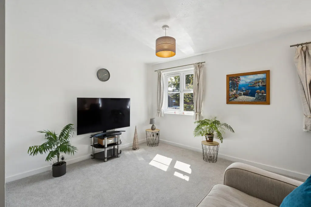 Bridgestone Drive, Bourne End SL8 5XG, photo 4