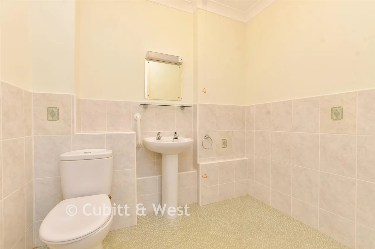 Wray Park Road, Reigate, RH2, photo 14