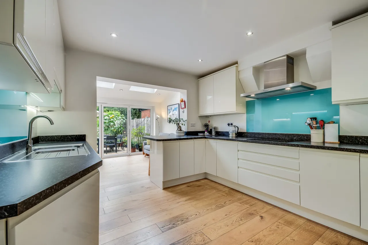 9 St. Vincents Road, Old Moulsham, Chelmsford, Essex, CM2 9PS, photo 3