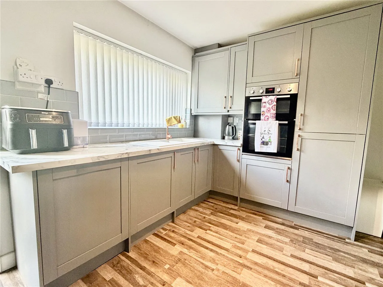 King Street, Heywood, OL10, photo 4