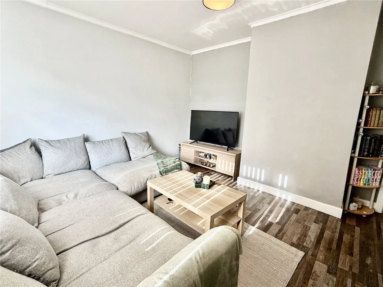 King Street, Heywood, OL10, photo 8