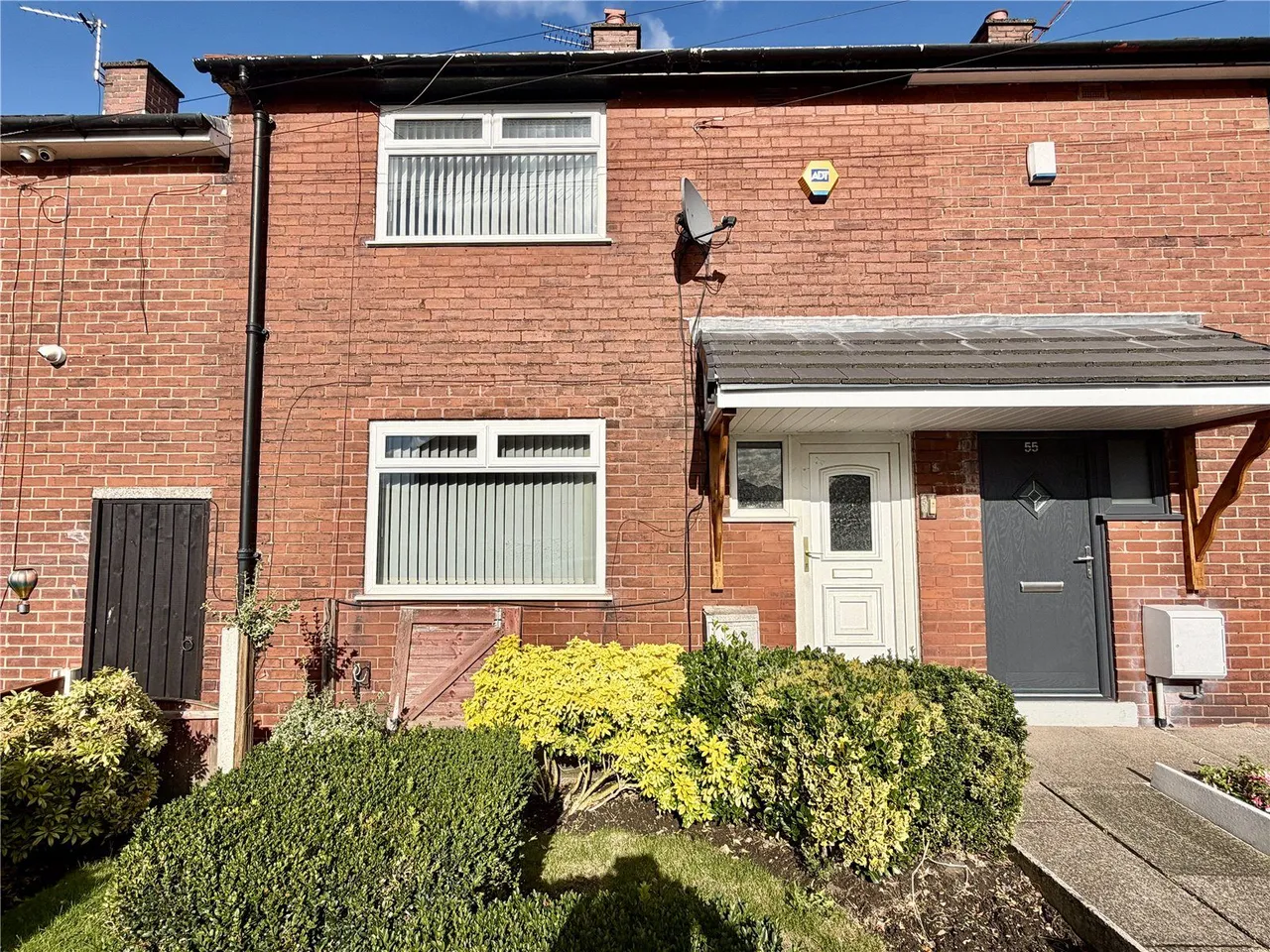 2 bed house for sale, King Street, Heywood, OL10