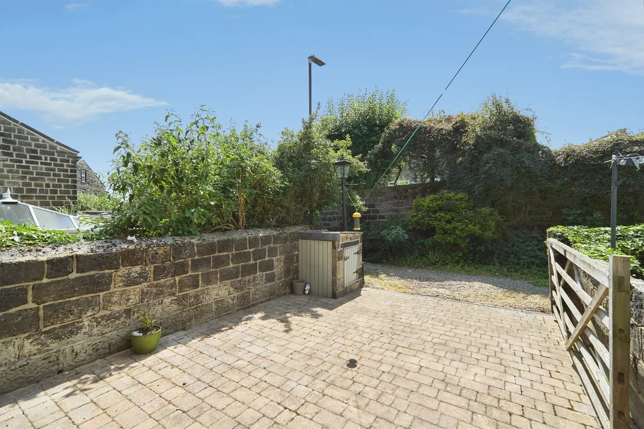 Dickinson Street, Horsforth, Leeds, photo 7