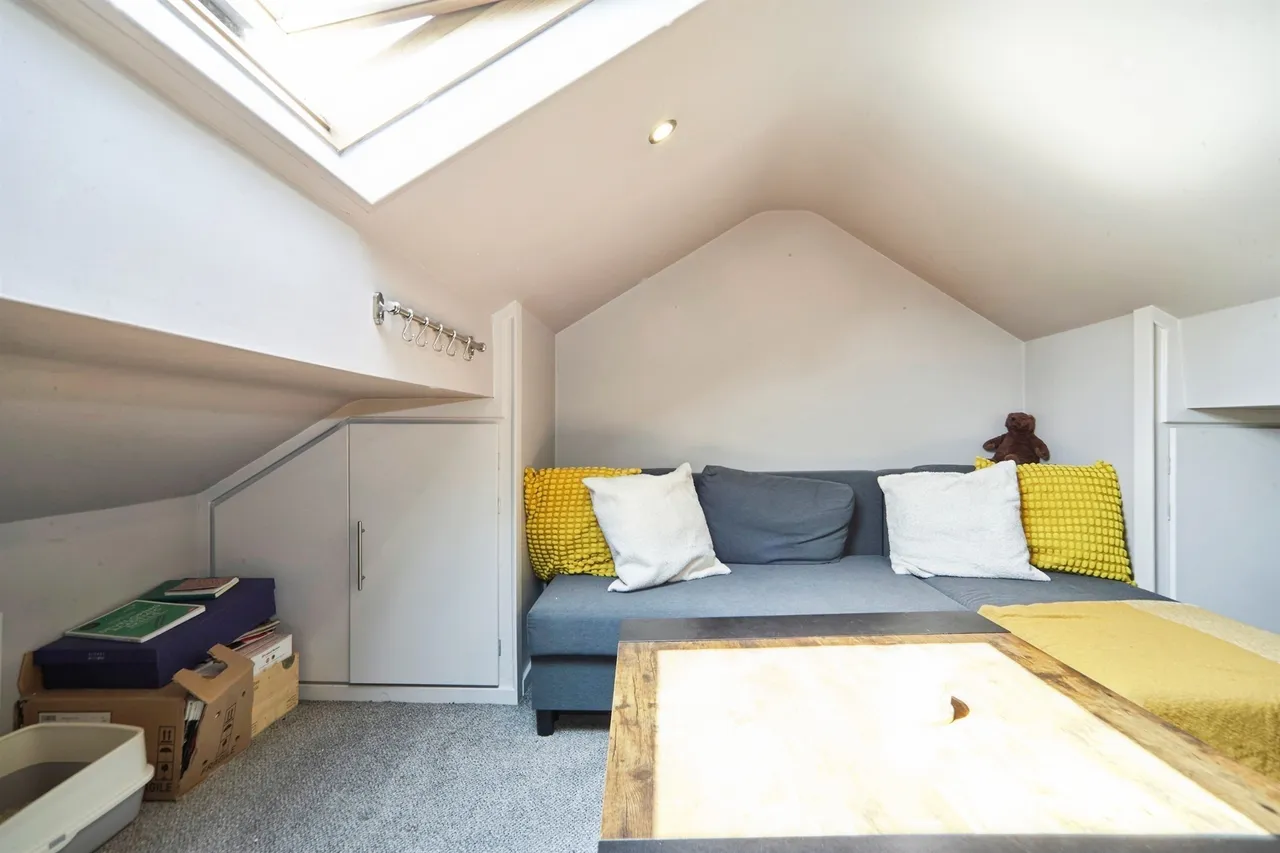Dickinson Street, Horsforth, Leeds, photo 10