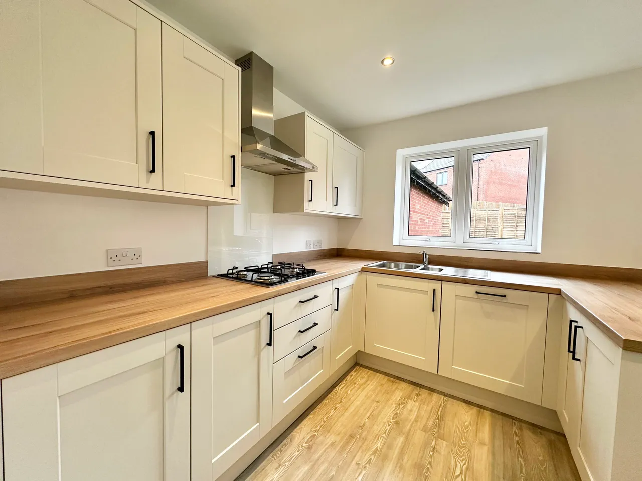 Newcastle Road, Newcastle Under Lyme, ST5, photo 5