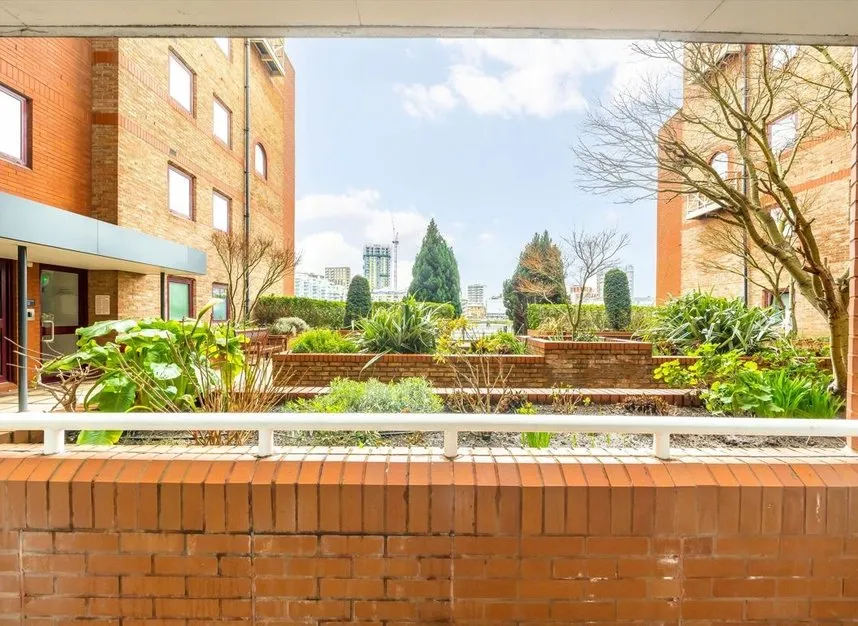 William Morris Way, Fulham, SW6, photo 6