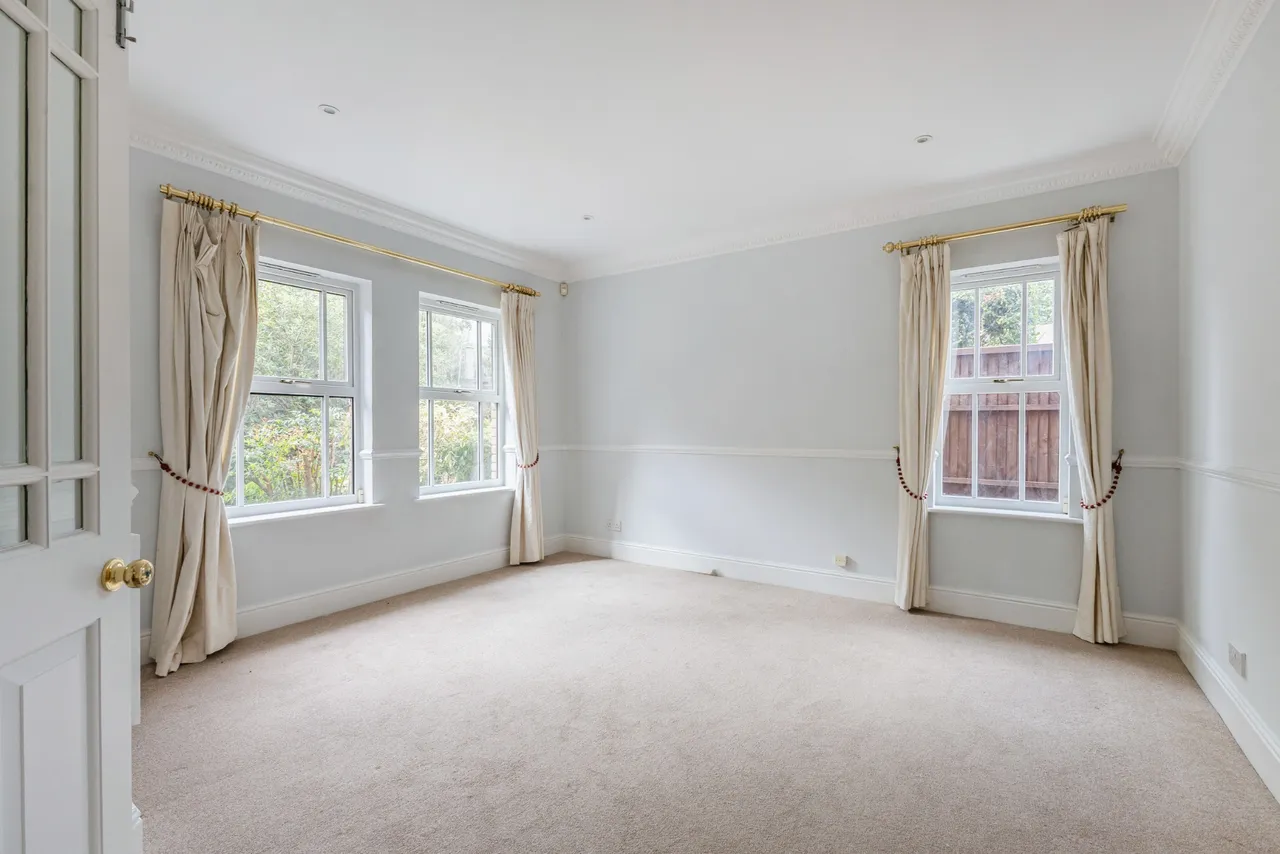 Virginia Water, Surrey, GU25 4TE, photo 11