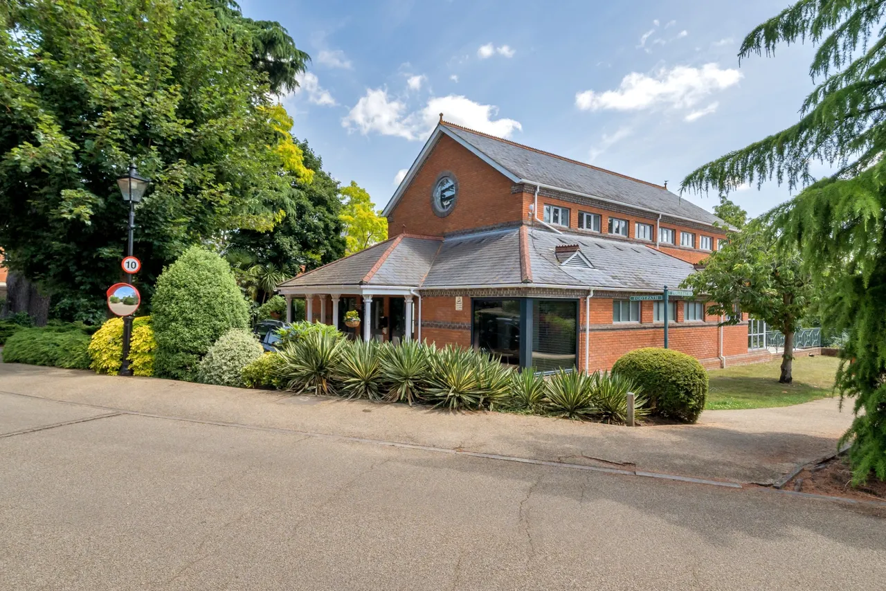 Virginia Water, Surrey, GU25 4TE, photo 22
