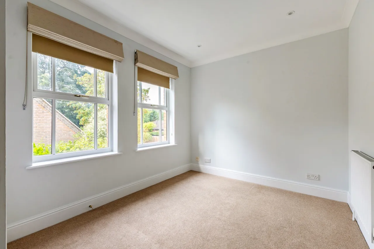 Virginia Water, Surrey, GU25 4TE, photo 15
