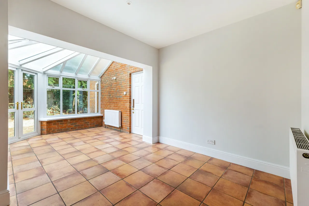 Virginia Water, Surrey, GU25 4TE, photo 7