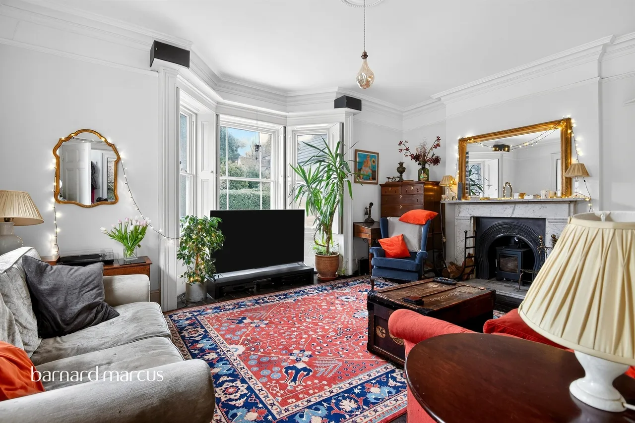 Horsham Road, Dorking, photo 5