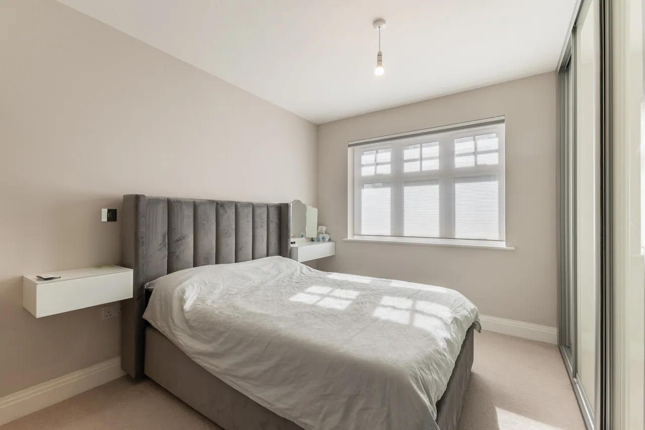 High Street, Edgware, HA8, photo 9