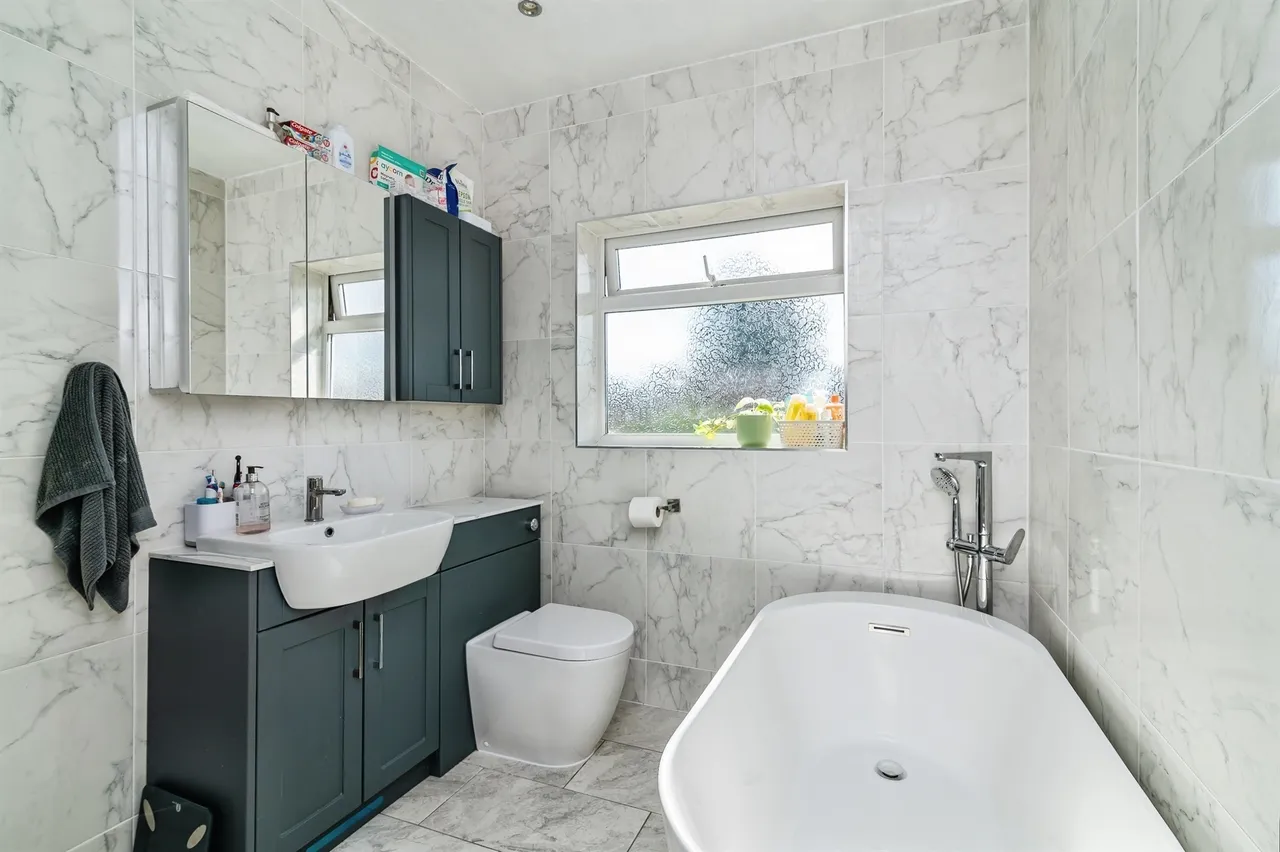 Ringwood Crescent, Nottingham, NG8, photo 16