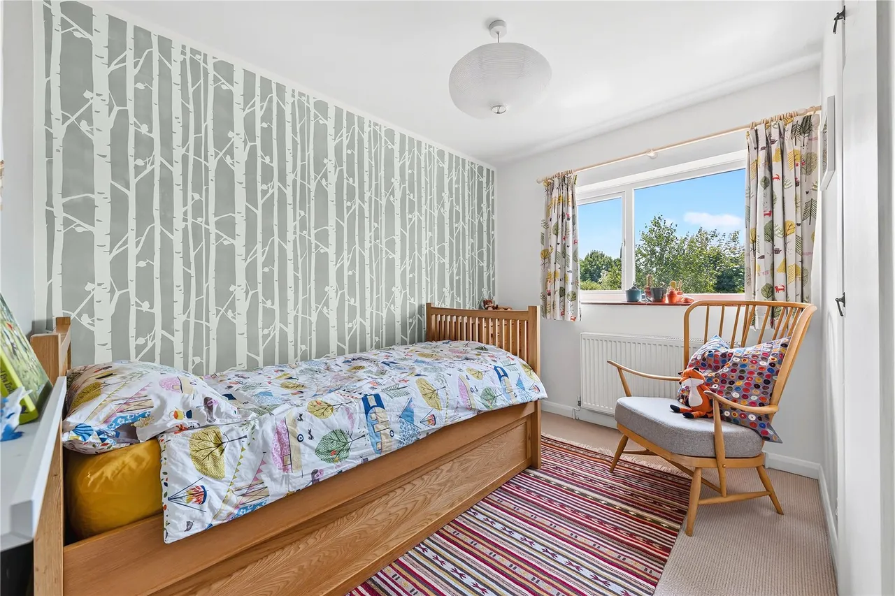 Lane End Drive, Knaphill, GU21, photo 20
