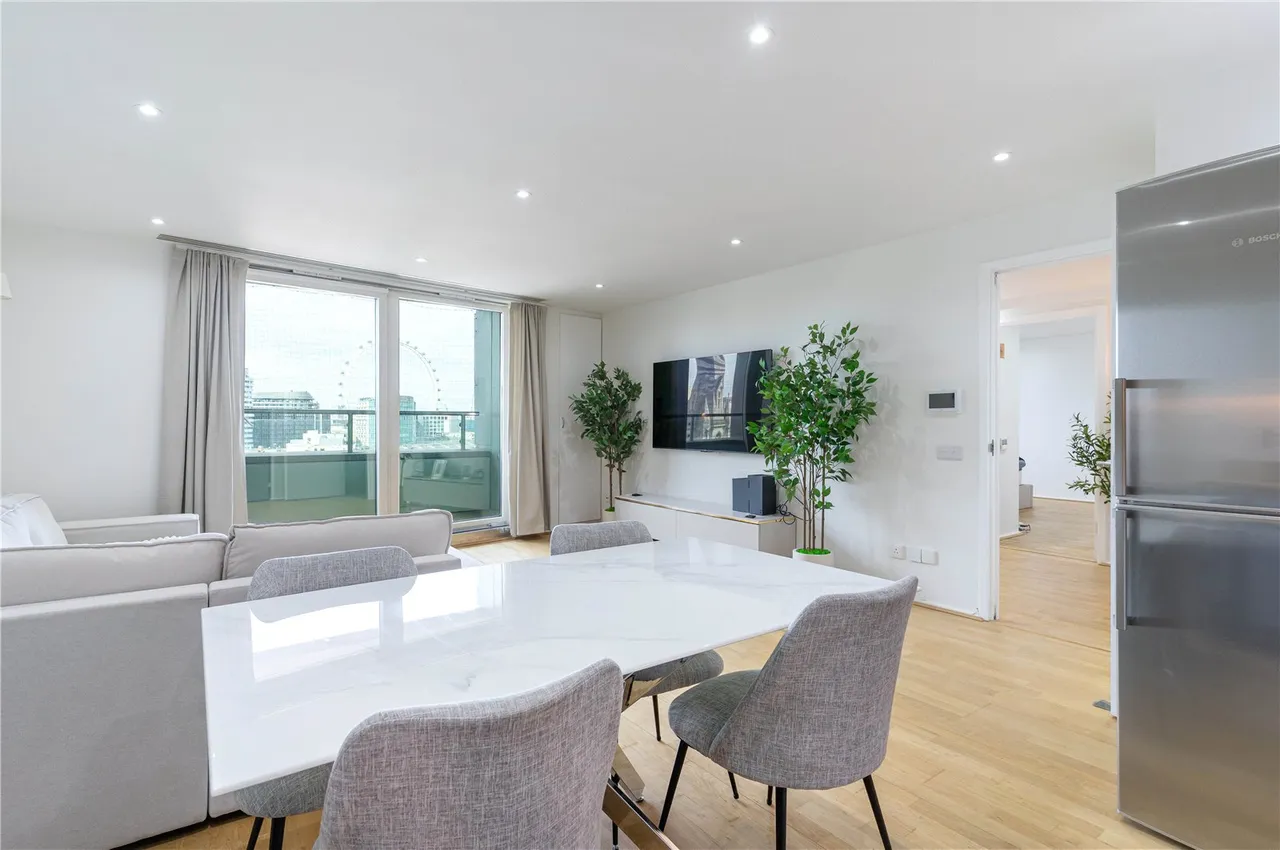 2 bed flat to rent, Westminster Bridge Road, Waterloo, SE1