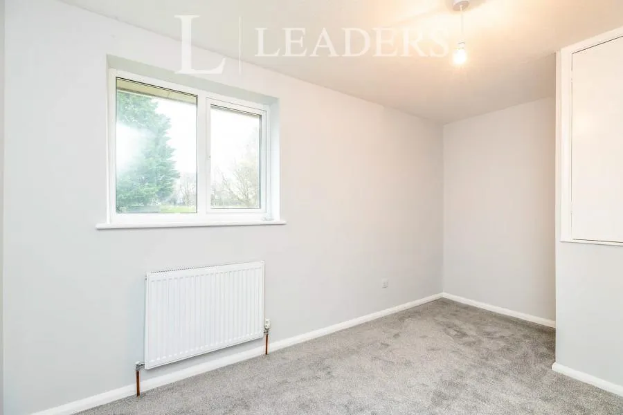 Meadow Gardens, Buckingham, MK18, photo 6