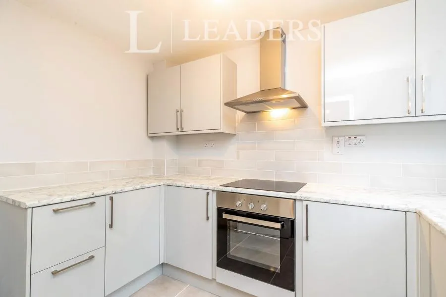 Meadow Gardens, Buckingham, MK18, photo 3