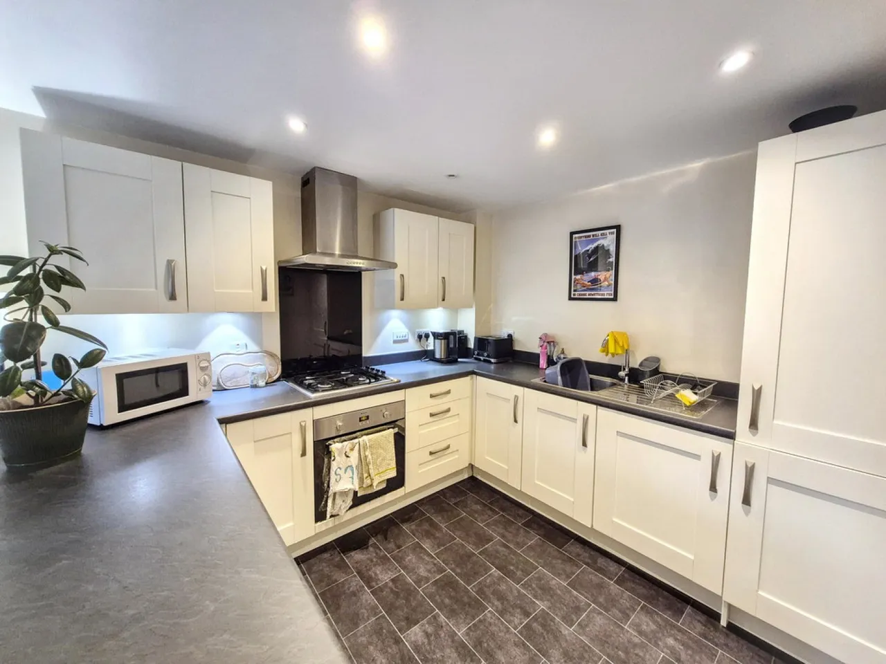 Trelowen Drive, Penryn, TR10, photo 2