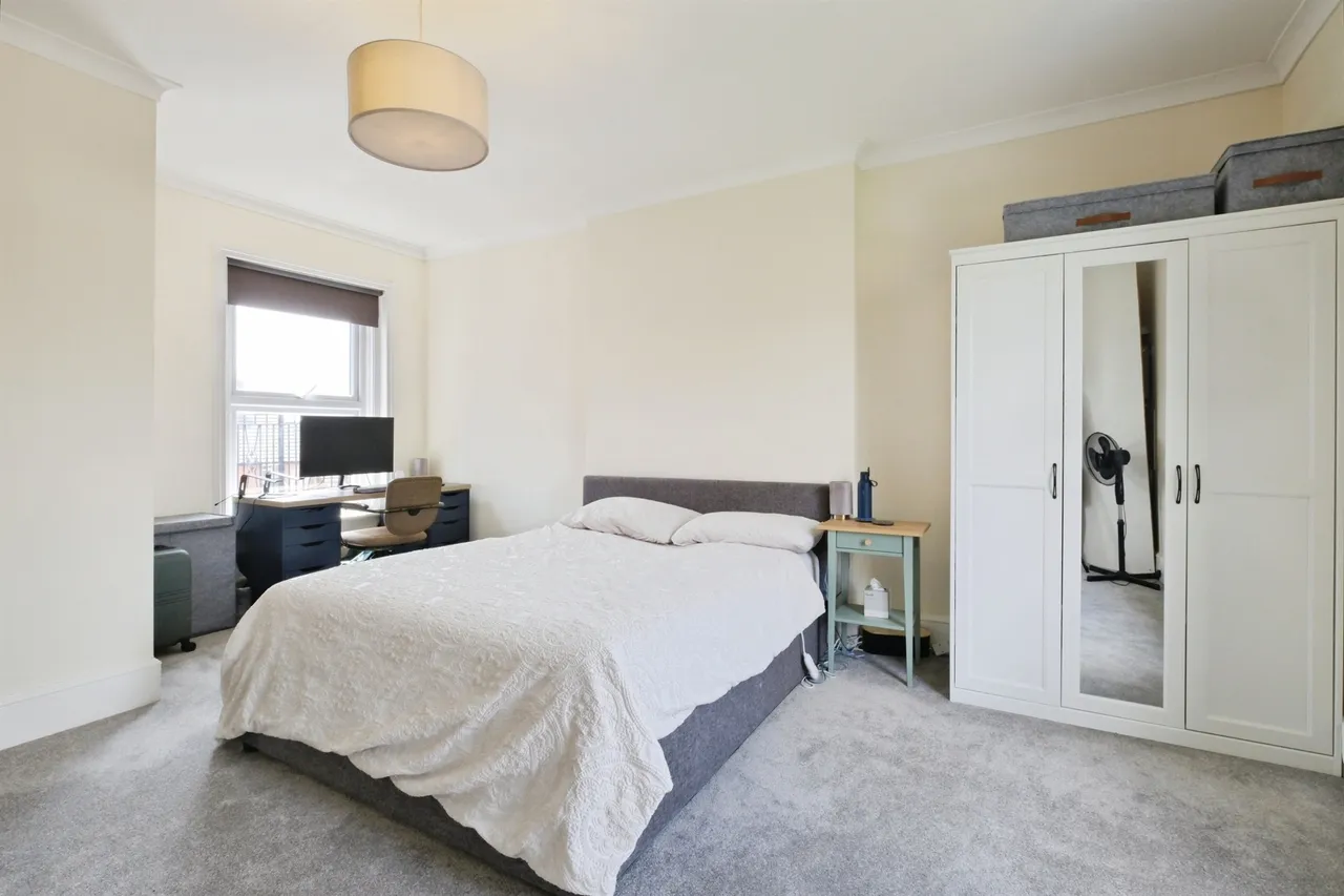 Wyndham Road, Salisbury, photo 8