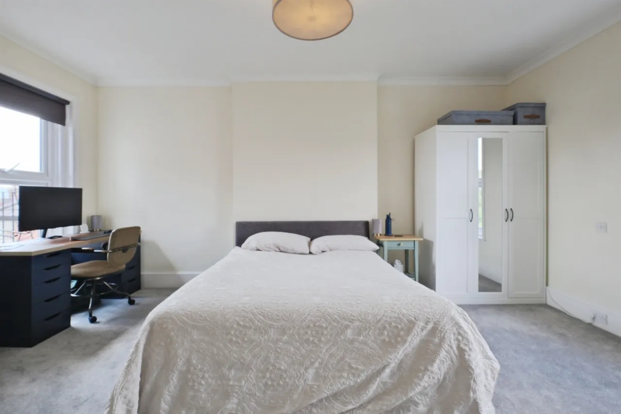 Wyndham Road, Salisbury, photo 9