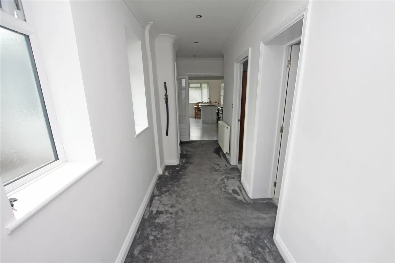 Montrose Drive, Bournemouth, photo 9