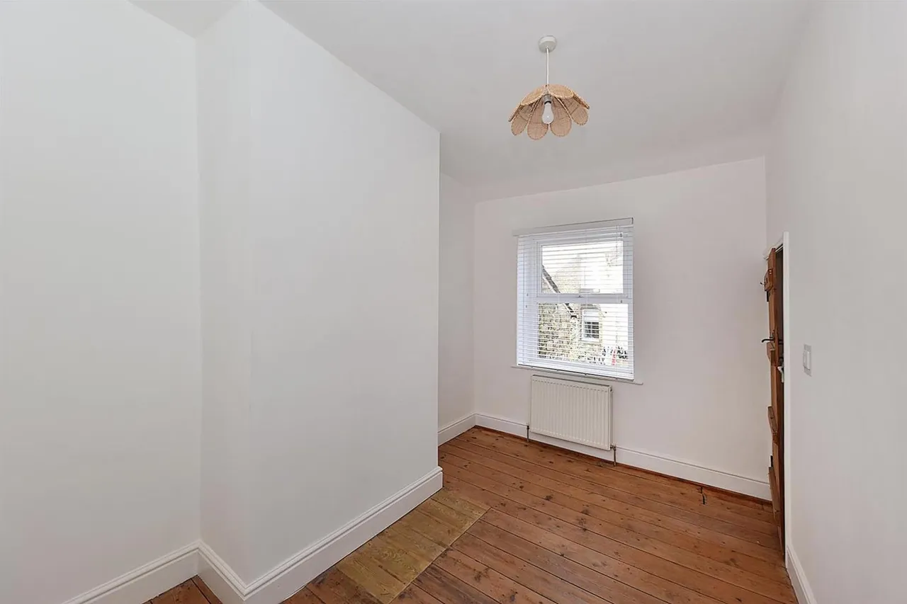Wellington Road, Bollington, photo 13