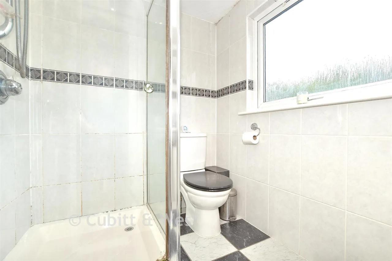 Noel Green, Burgess Hill, RH15, photo 13