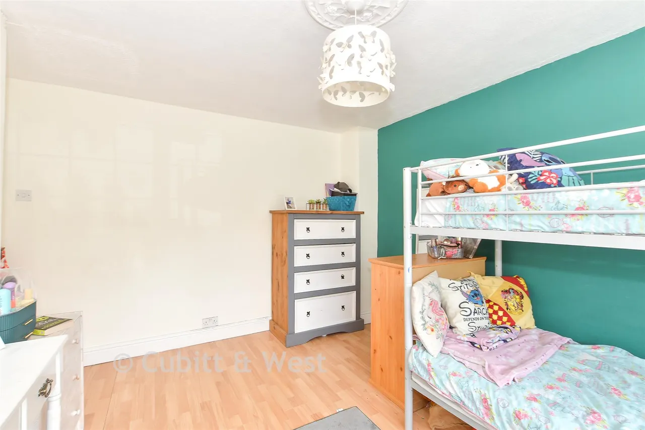 Noel Green, Burgess Hill, RH15, photo 15
