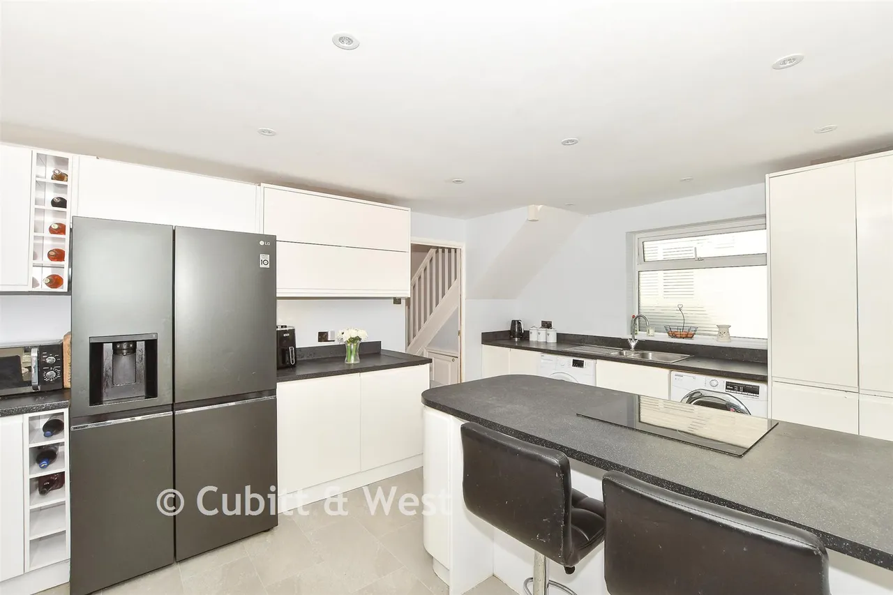 Noel Green, Burgess Hill, RH15, photo 8