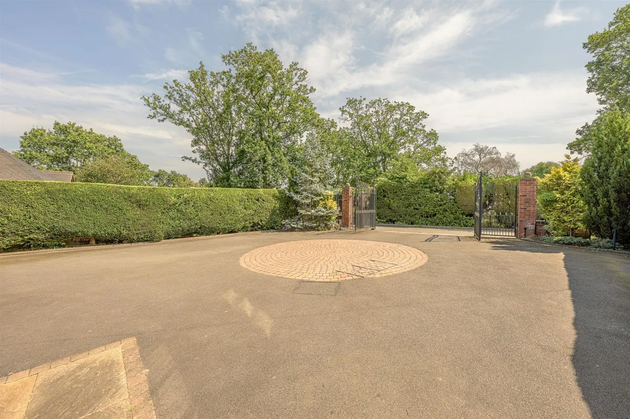 Hyperion Road, Stourton, DY7, photo 63