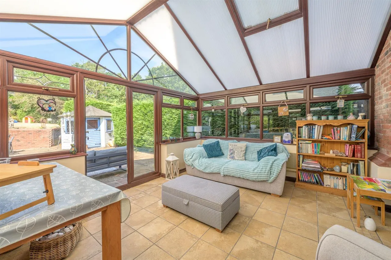 Hyperion Road, Stourton, DY7, photo 21